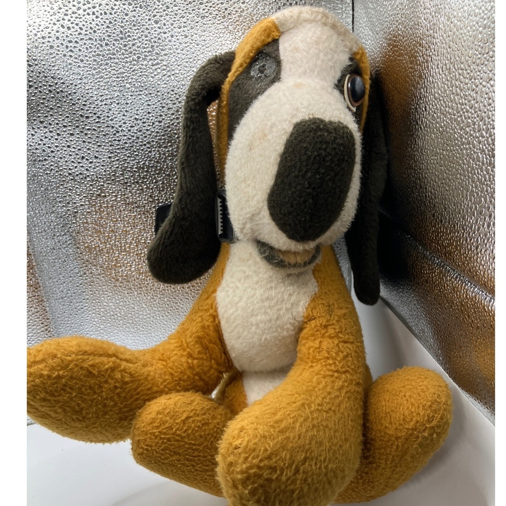 Vintage 1974 Animal Fair Plush Dog Hound‎ Dog Floppy Ears Sitting Stuffed Toy